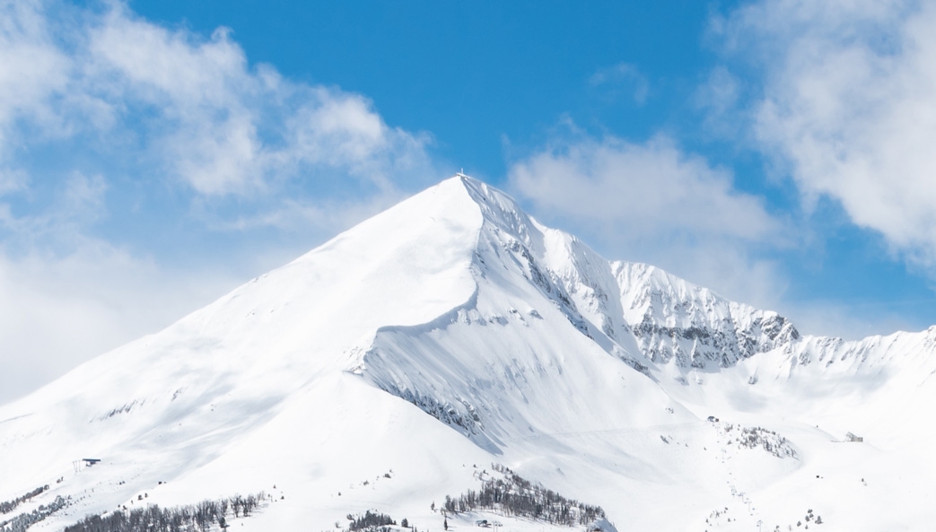 Những cung đường trượt tuyết kỳ vĩ không chỉ mang lại niềm hào hứng mà còn giúp cải thiện sức khỏe và tâm trạng. Hãy xem hình ảnh đầy kích thích về trượt tuyết nhé! Nó sẽ đem đến cho bạn những giây phút tuyệt vời trong tiết trời lạnh giá.
